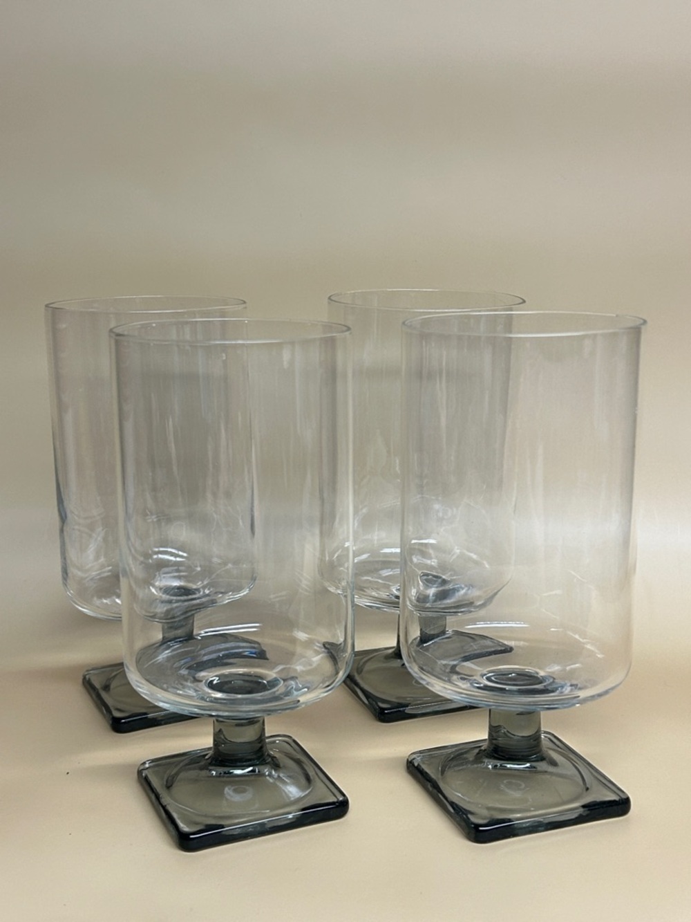 Set of 4 Vintage “Nordic Midnight” Smoke Wine Goblets By Federal Glass 16 oZ